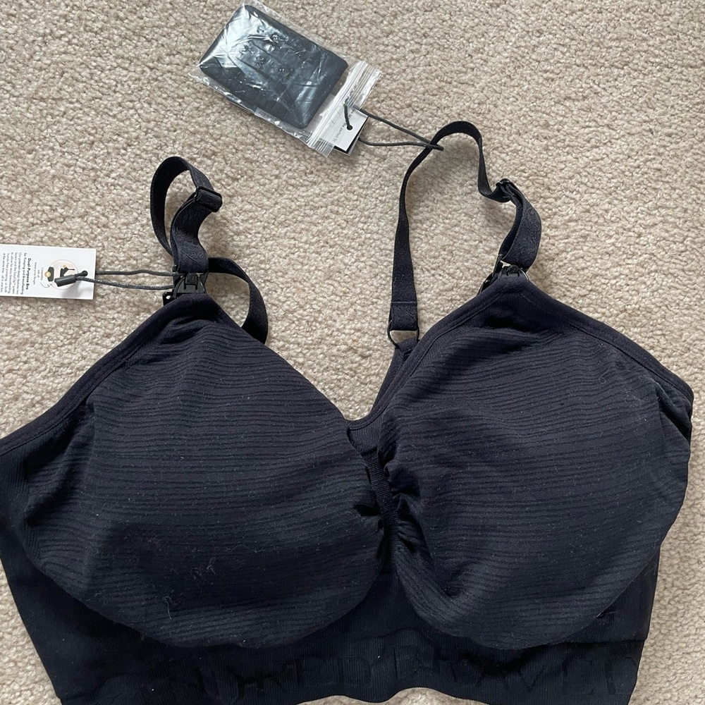 Kindred Bravely pump and nursing bra combo XL
